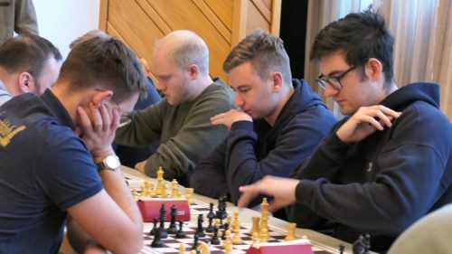 Schach Dez 7 2025-25